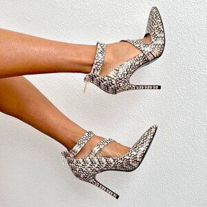 guess snakeskin pumps